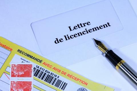 Un salarié en arrêt de travail peut-il être licencié pour inaptitude ?